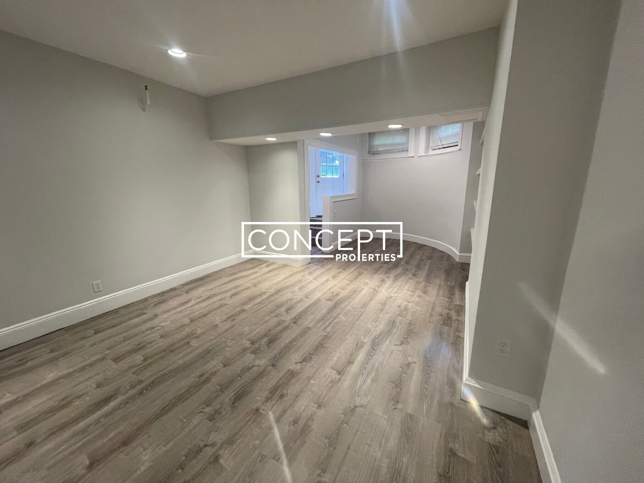 Building Photo - 379 Commonwealth Ave