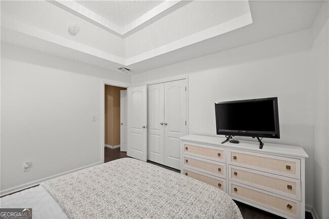 Building Photo - 4945 Cottonwood Tr