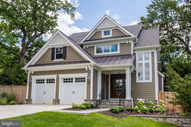 Building Photo - 5700 Tanglewood Dr