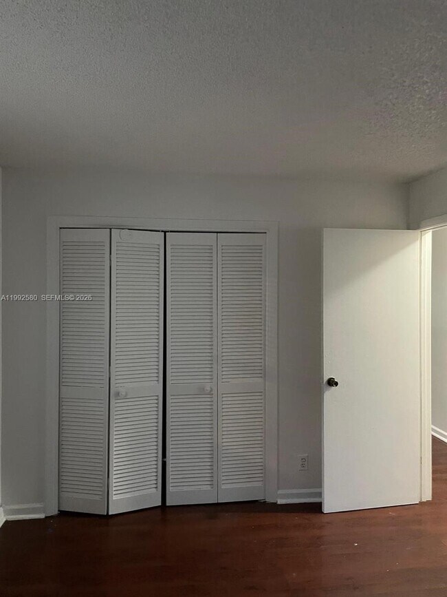 Building Photo - 222 SW 1st St