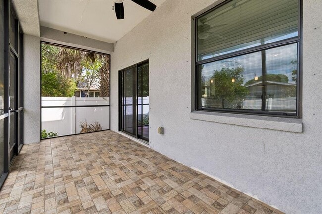 Building Photo - 2311 W Aileen St