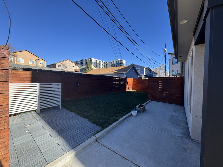 Building Photo - 2625 W 25th Ave