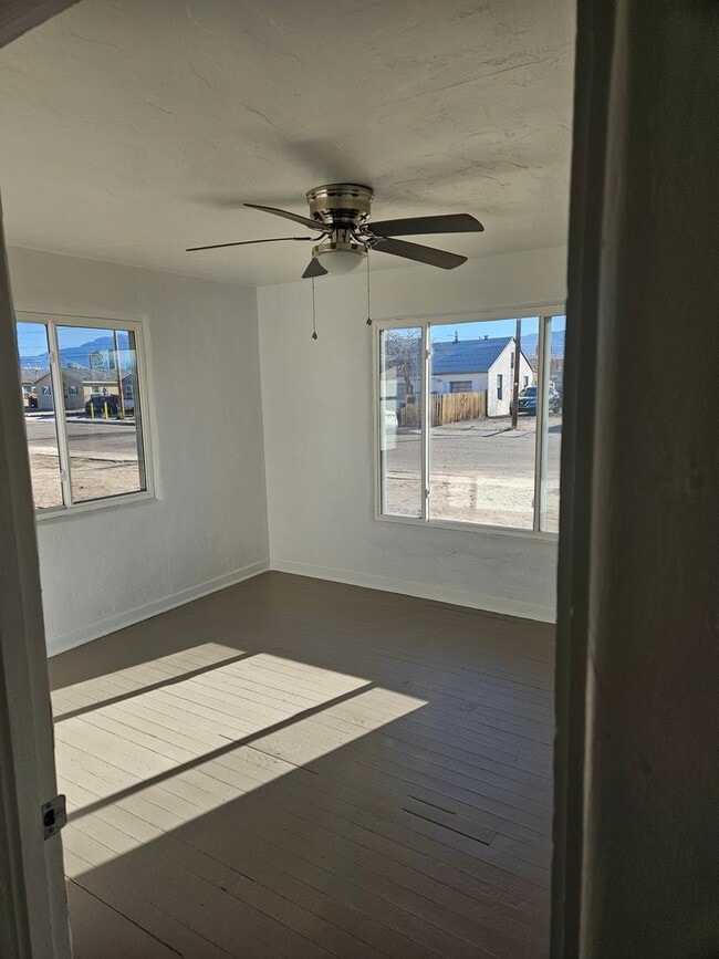 Building Photo - CARLTON