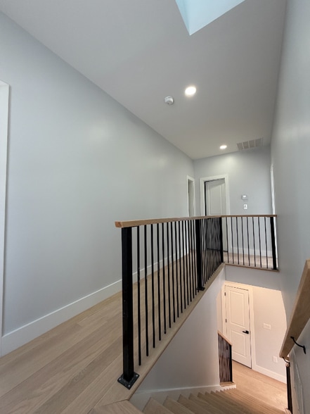 Building Photo - 3217 Central Ave NE