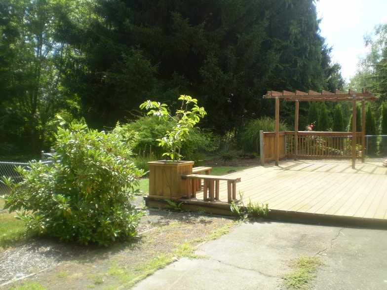 Back deck - 11350 SW Ironwood Loop