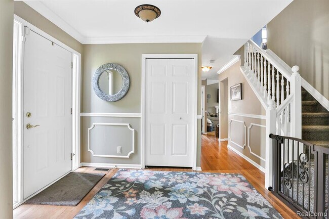 Building Photo - 3288 Hickory Dr