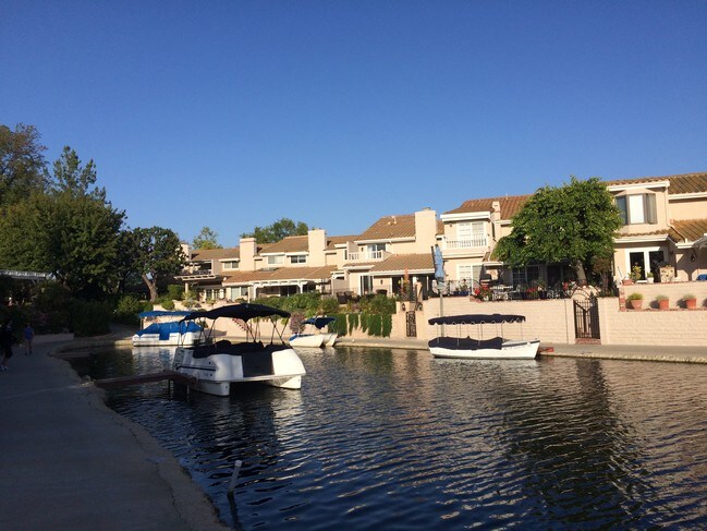 Calabasas lake - 4708 Park Granada Park