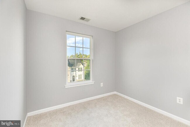 Building Photo - 4631 Alliance Way
