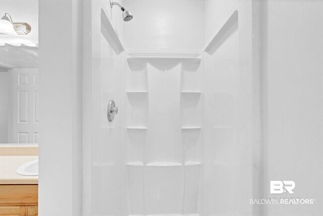 Building Photo - 8352 Preakness Ct