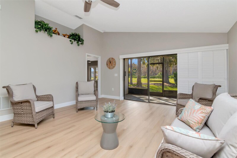 Building Photo - 9500 Green Needle Dr