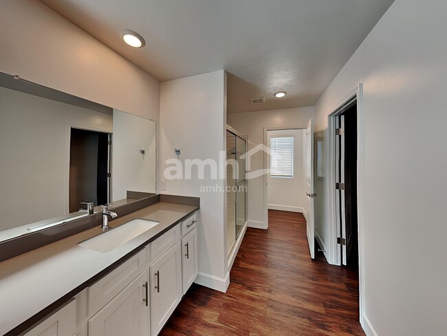 Building Photo - 7500 S Via Bombachas