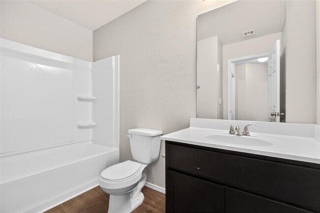 Building Photo - 11744 NW 99th Ter