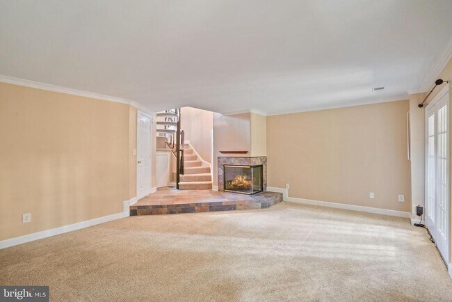 Building Photo - 3915 Green Look Ct