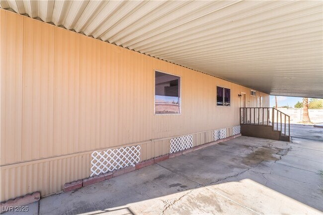 Building Photo - 4790 Fuentes Way