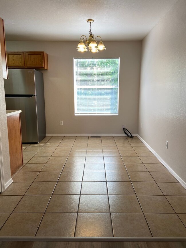 Building Photo - Apartment in Branson East, Kirbyville