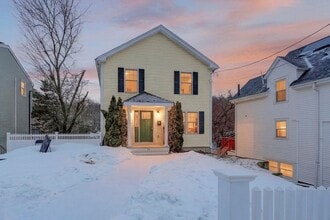 Building Photo - 74 Linwood St