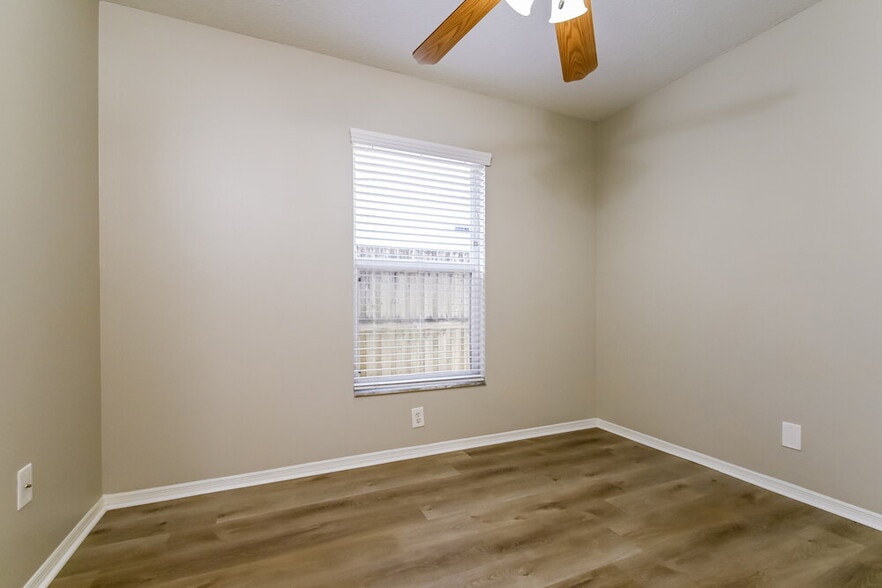 Building Photo - 7619 Clovelly Park Pl