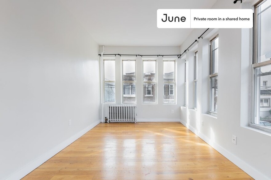 Building Photo - Room in Shared 5 bed/2 bath home