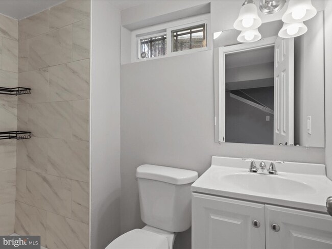 Building Photo - 5026 Roseld Ct
