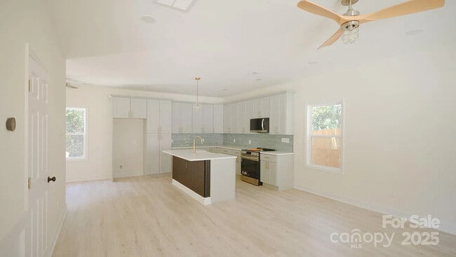 Building Photo - Earn Wealth While Leasing - Like a Homeowner - Lease to Own