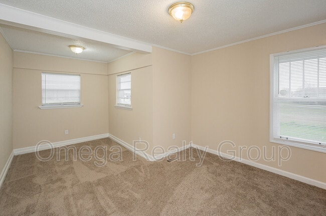 Building Photo - 1586 Arcade Terrace