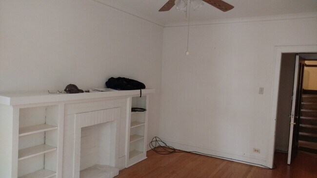 Building Photo - Work from Home? Big Four Room 1 (or 2) Bedroom or Office