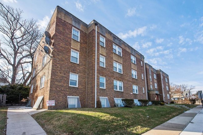 Building Photo - Hazel Apartments