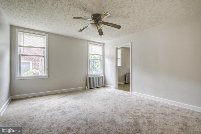 Building Photo - 6120 41st Ave