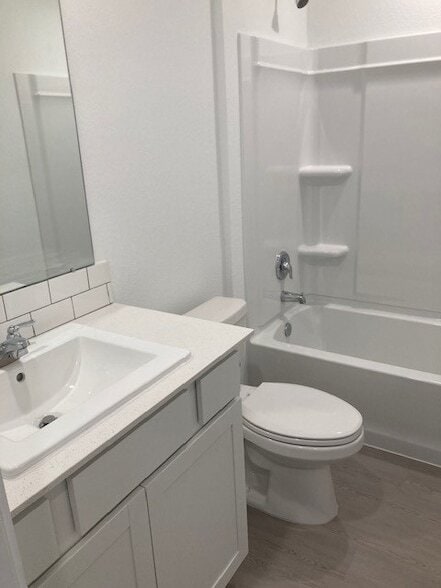 Building Photo - 17955 Valle Cupa Ln