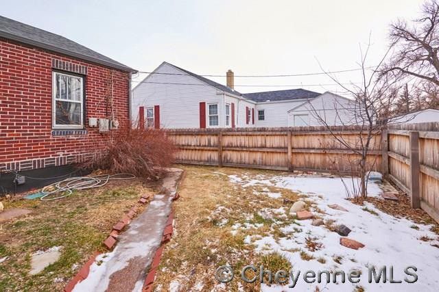 Shared Backyard - 609 Randall Ave
