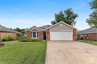 Building Photo - 3829 W Gardenia Dr