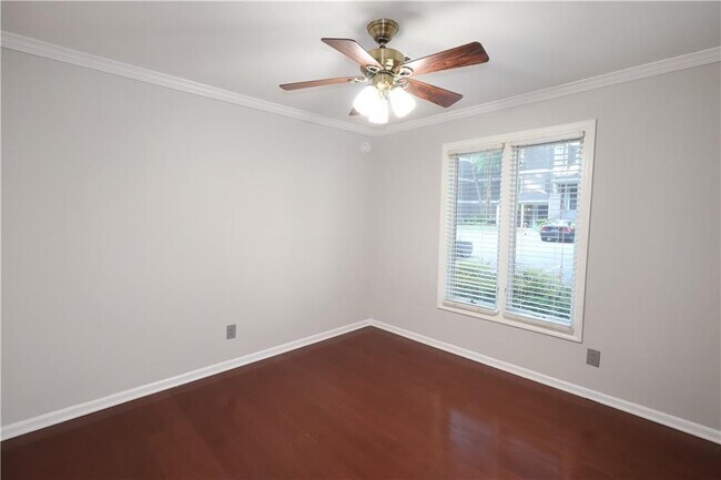 Building Photo - 19 Brittany Way NE