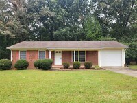 Building Photo - 176 Autumn Leaf Rd