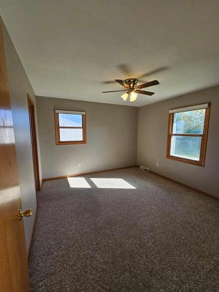 Master bedroom - 603 Foxmead Pl