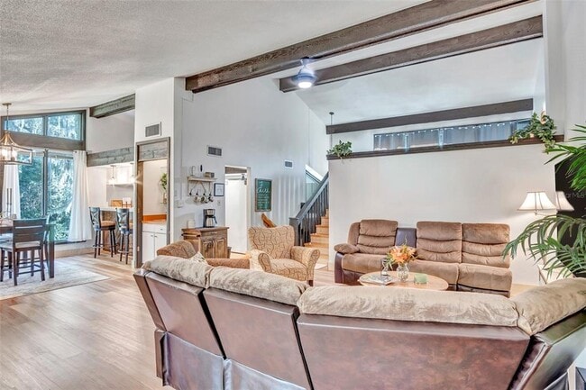 Building Photo - 4 Nottingham Way