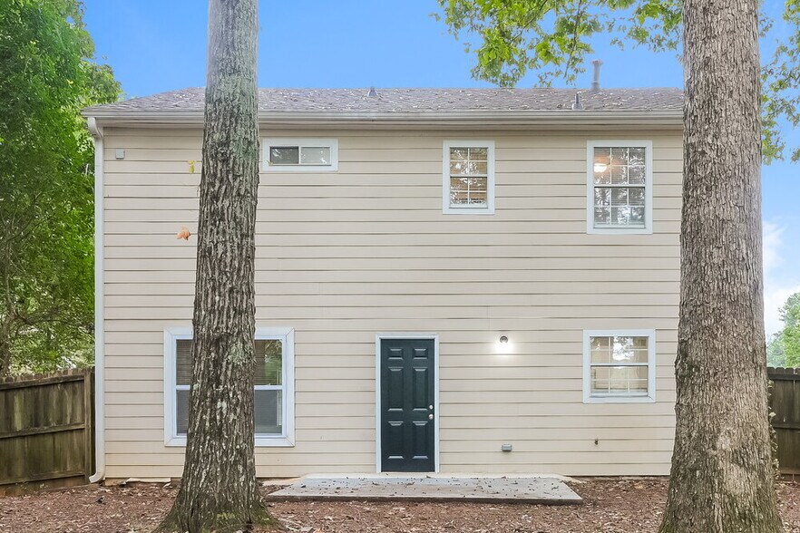 Building Photo - 989 Autumn Crest Ct