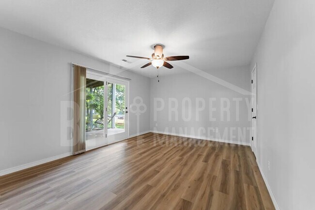 Building Photo - 185 Eagle Pointe Dr