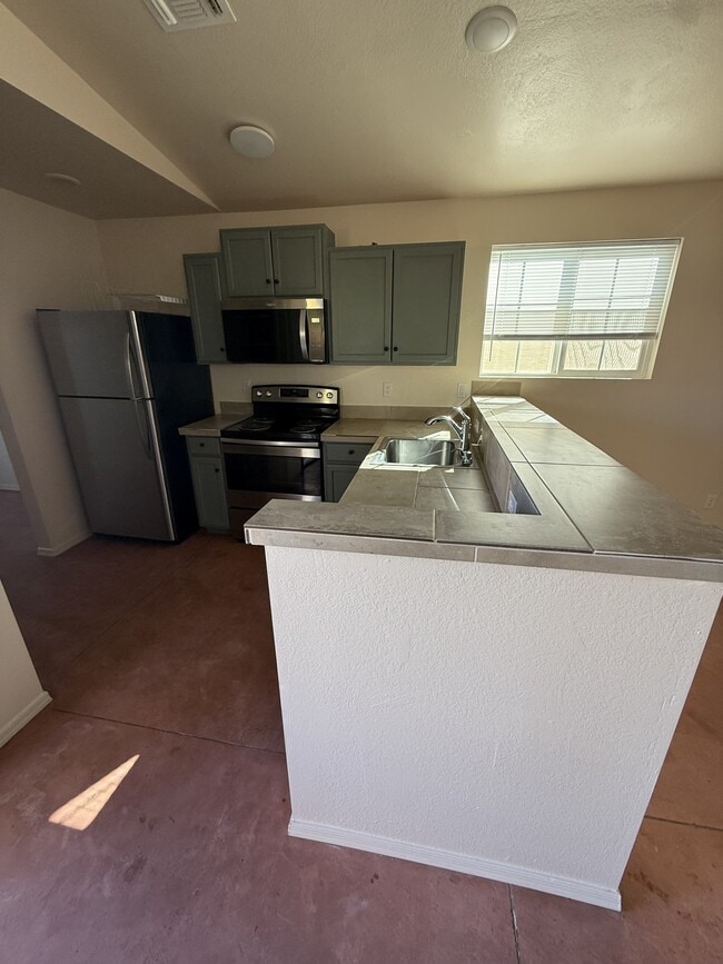 Building Photo - 1489 Church Dr