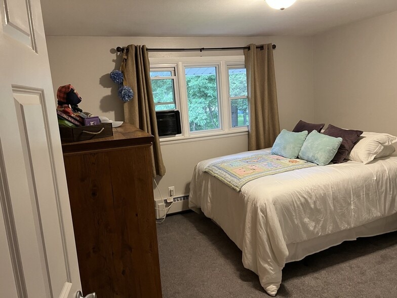 Building Photo - 1623 Kettle Cove Ct