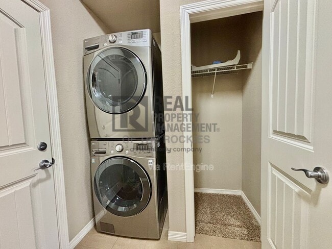 Building Photo - 1693 Grand Ave