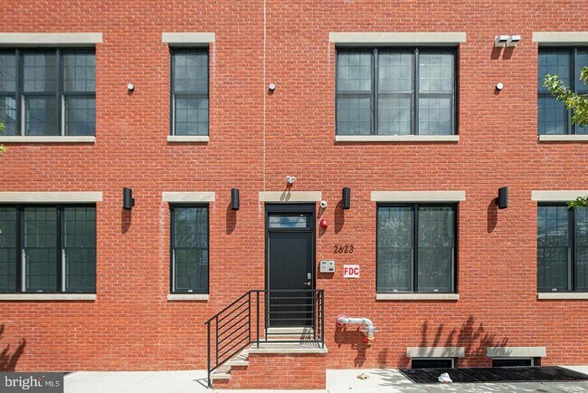 Building Photo - 2623 Christian St