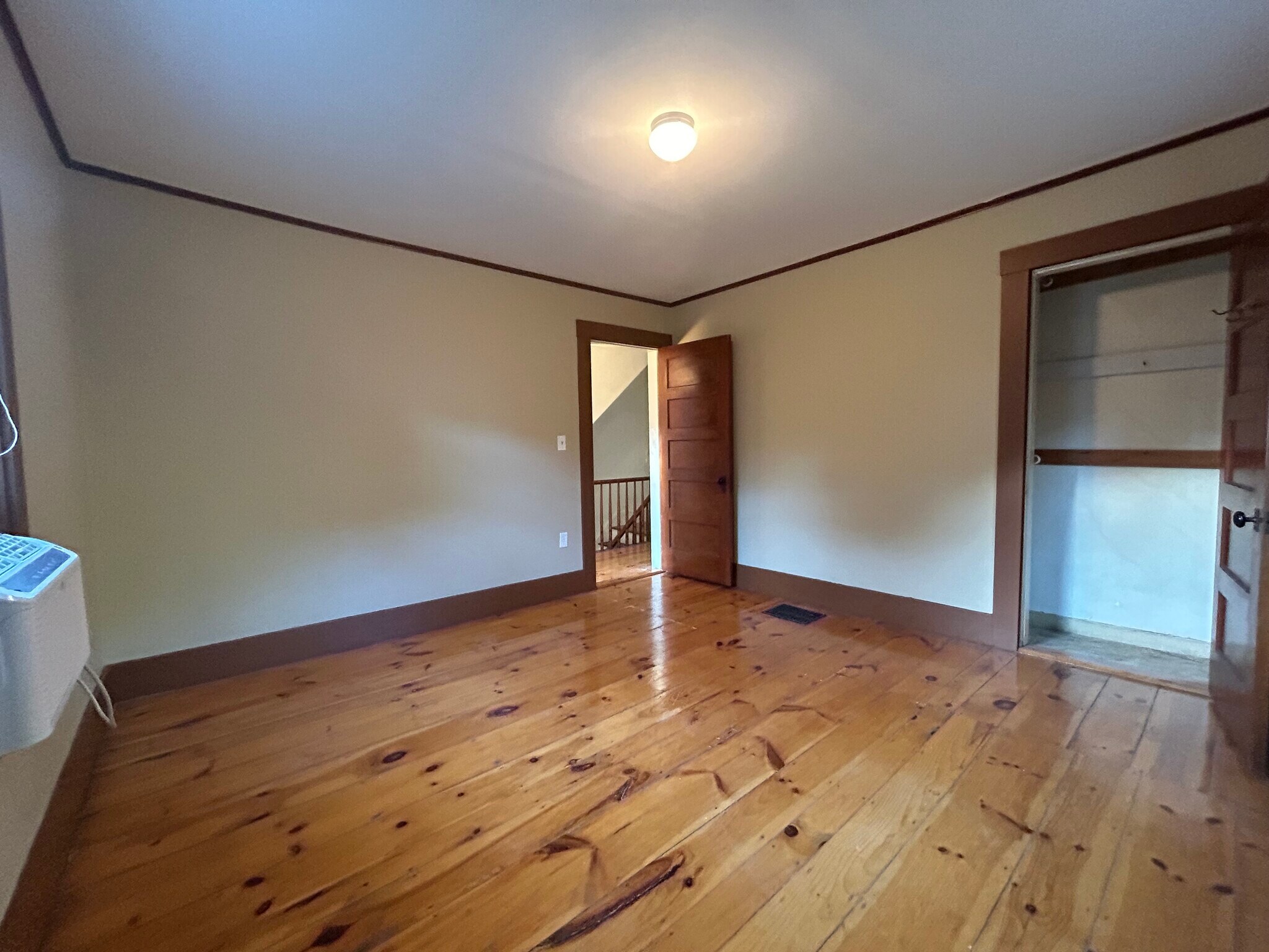 Building Photo - 30 Goldsmith St