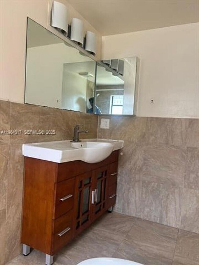 Building Photo - 8866 SW 126th St