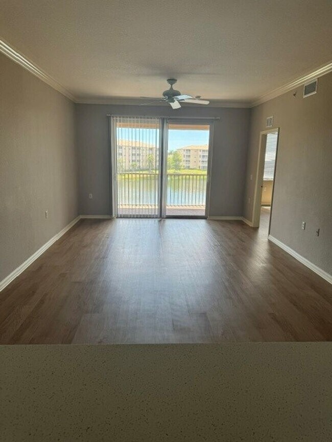 Building Photo - 8570 Kingbird Loop
