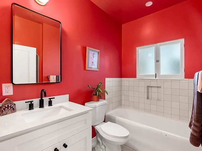 Building Photo - 928 1/2 S Orange Grove Ave