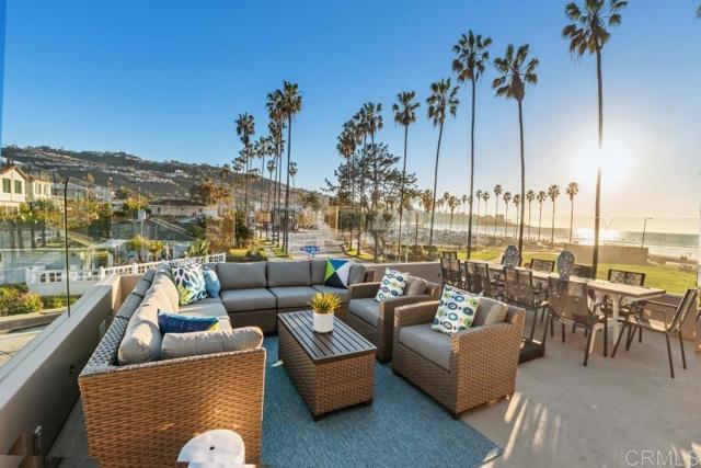 Building Photo - 8405 El Paseo Grande