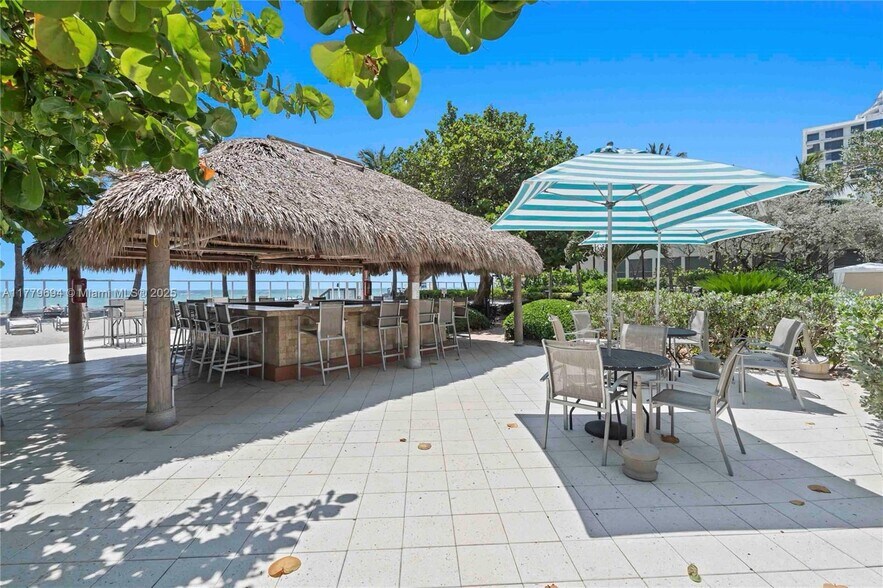 Building Photo - 3000 S Ocean Dr