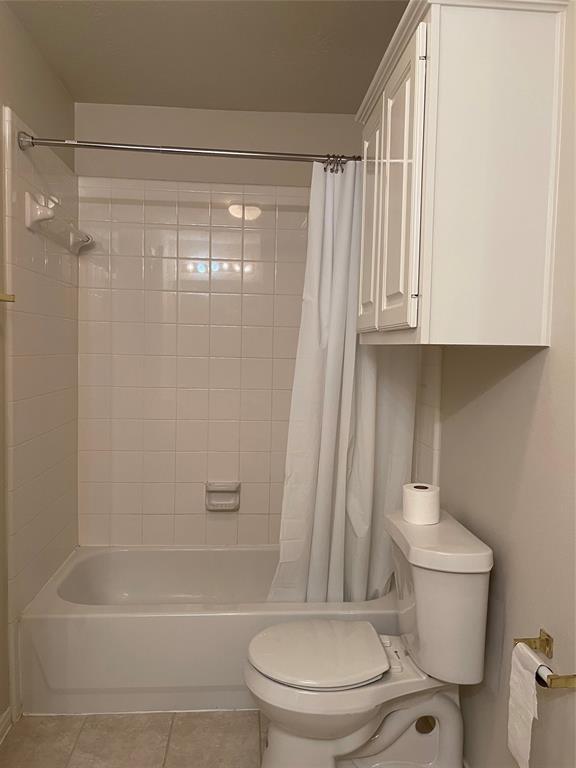 Building Photo - 9410 Creek Vine Dr