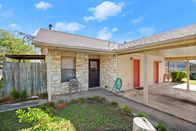 Building Photo - 3505 Rocky Hollow Trail