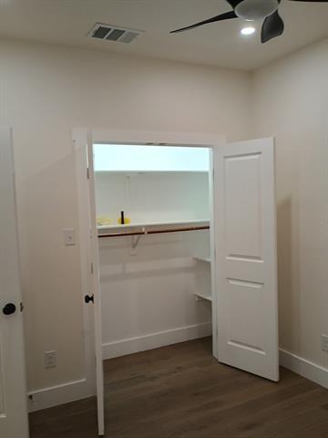 Building Photo - 528 Pettit Dr